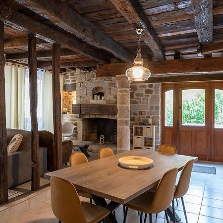 Logis Face A L'Abbatiale Leilighet Beaulieu-sur-Dordogne Eksteriør bilde